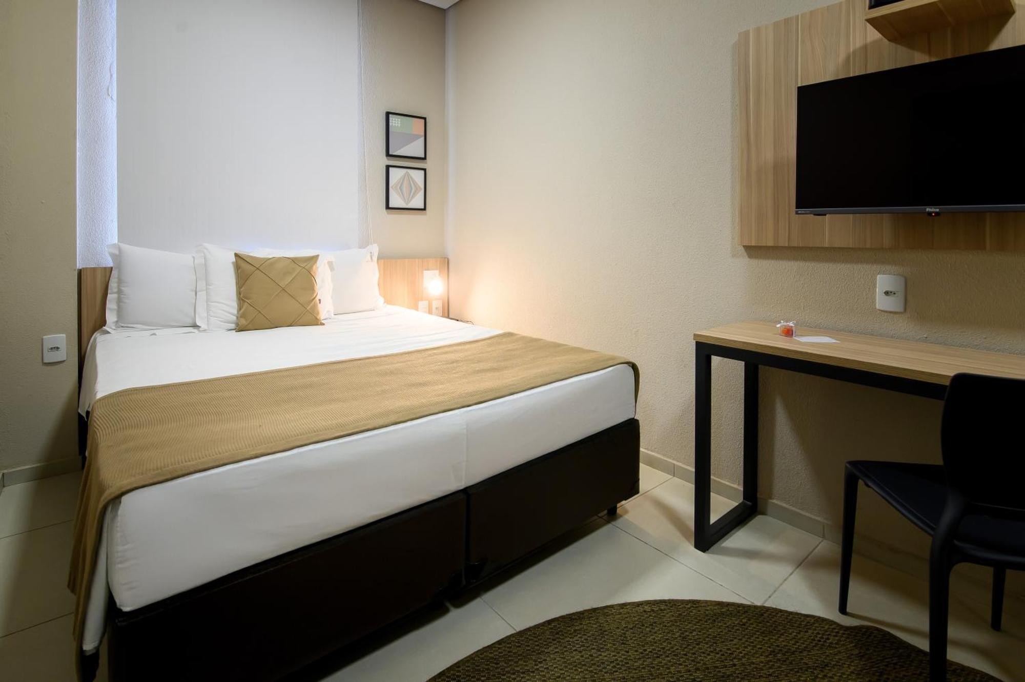 Hotel Santa Cruz Санта-Крус-до-Сул Екстер'єр фото